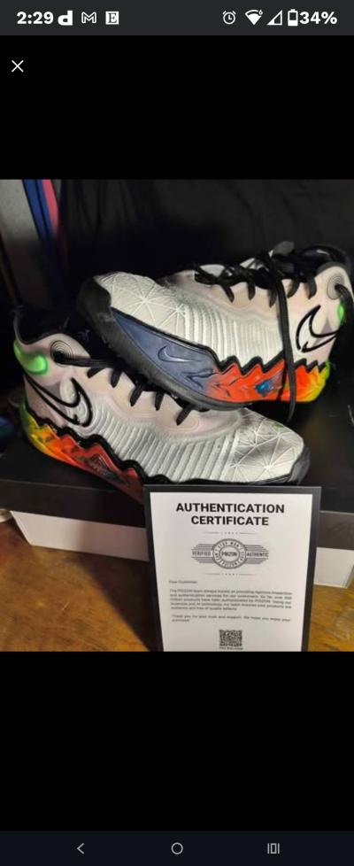 Nike Zoom GT Run Mens 7 and a half