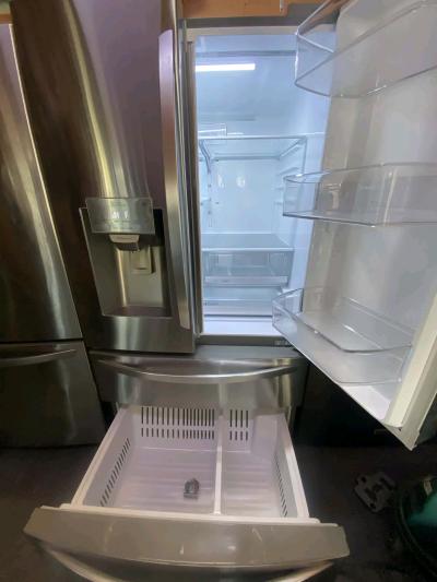REFRIGERATOR LG 4 DOORS STAINLESS STEEL - Thumbnail 2