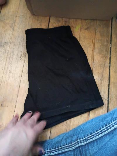 black shorts with pink waist band - Thumbnail 2