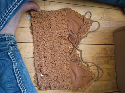 womans crop top with criss cross sleeves - Thumbnail 2