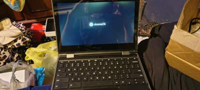 Lenovo touch screen laptop tablet - Thumbnail 3