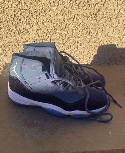 Navy Blue 11s for sale