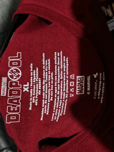 Deadpool Tshirt - Thumbnail 2