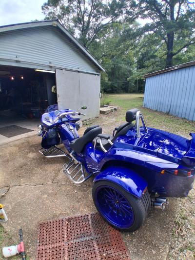 2023 Rewaco Trike less than 800 miles - Thumbnail 5