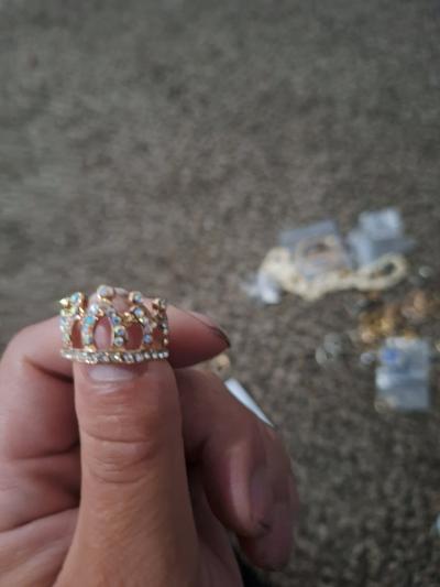 Diamond priceless  two diamond rings and a dragon - Thumbnail 3