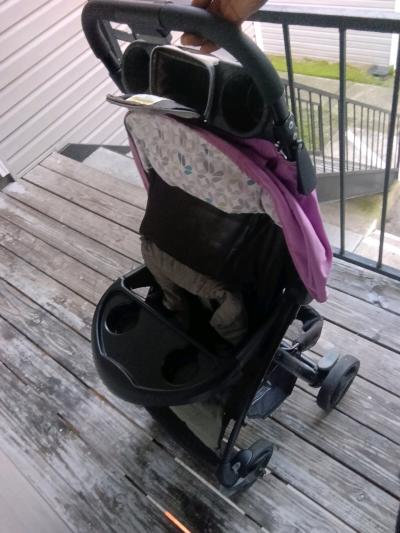 Beautiful baby girl stroller easy to fold - Thumbnail 6