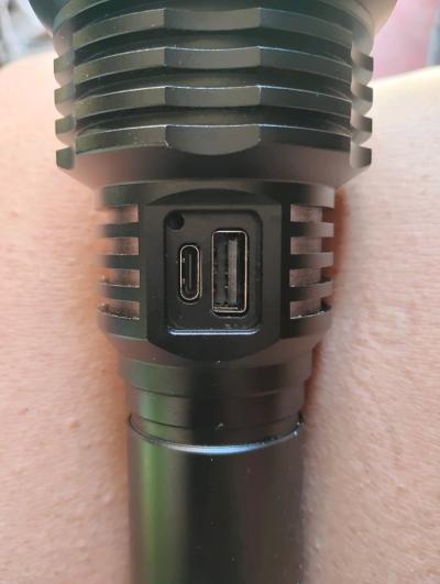 A SURGE LED Chargeable USB flashlight - Thumbnail 3