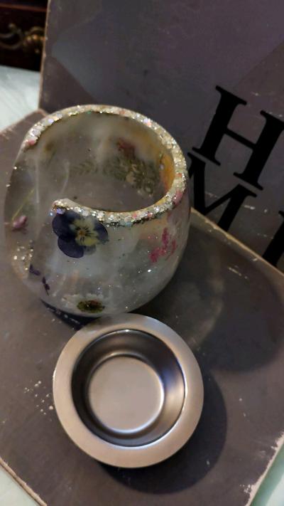 Handcrafted resin wax warmers - Thumbnail 3