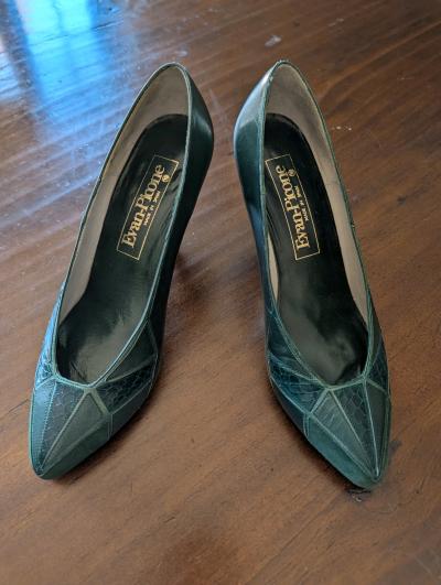 vintage Evan Picone Emerald Pumps