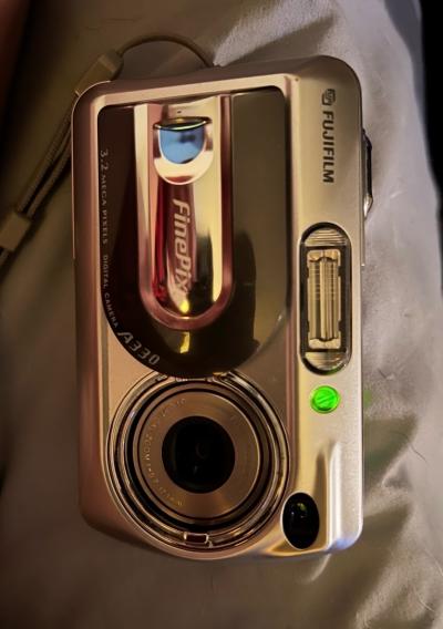 Fujifilm FinePix A330 Digital Camera - Thumbnail 5