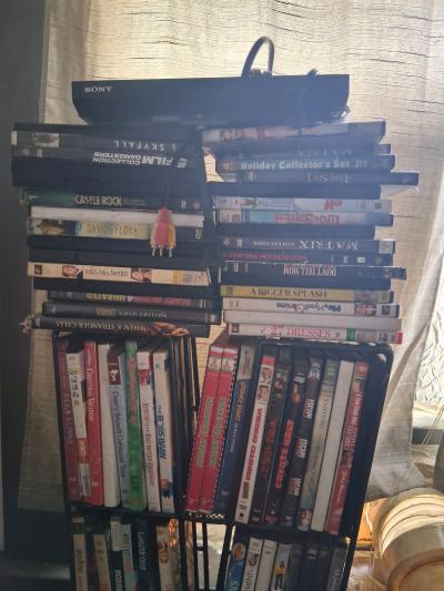 DVDs WITH DVD PLAYER and stand - Thumbnail 2