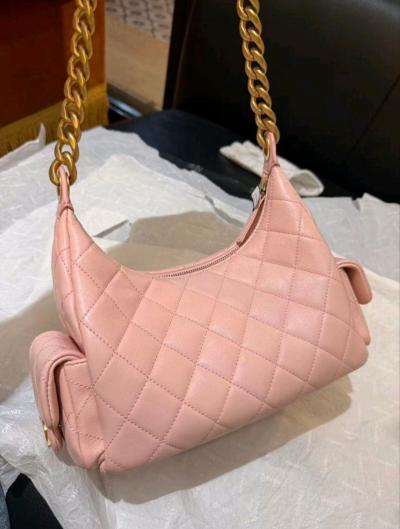 Channel Hobo Bag in Pink - Thumbnail 4