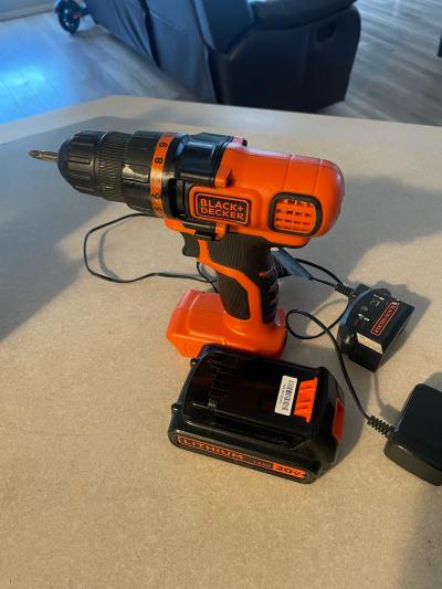 Black n Decker drill - Thumbnail 2