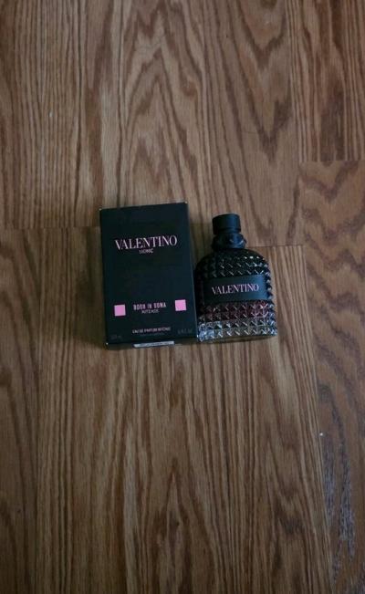 Valentino Born in Roma EDT  100 Authentic - Thumbnail 3