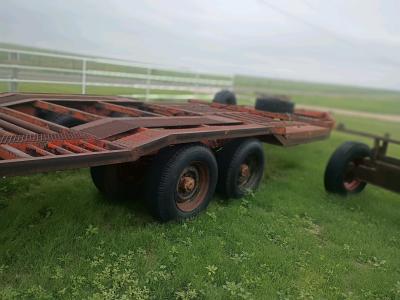 Vintage Donahue Implement Carrier Trailer - Thumbnail 2