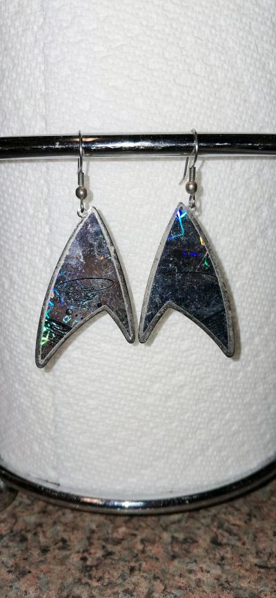 These are vintage 1990s AH Prismatic Star Trek earrings feat - Thumbnail 2