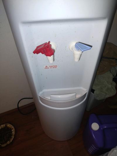 water dispenser for jugs of water - Thumbnail 2