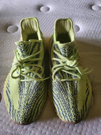Yeezy Boost 350 V2 Semi Frozen Yellow - Thumbnail 2