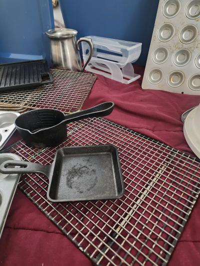 kitchen baking cast iron camping dishes - Thumbnail 4