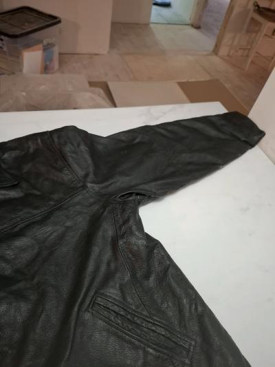 black leather coat good condition - Thumbnail 4