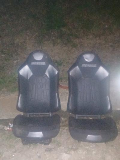 razor xp 1000 seats