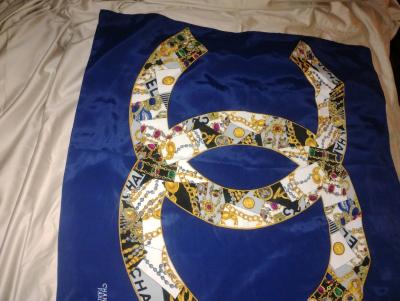 vintage Chanel Scarf hand rolled edges - Thumbnail 3