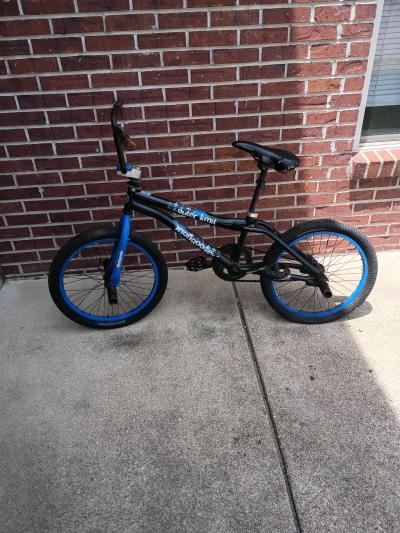needs brakes