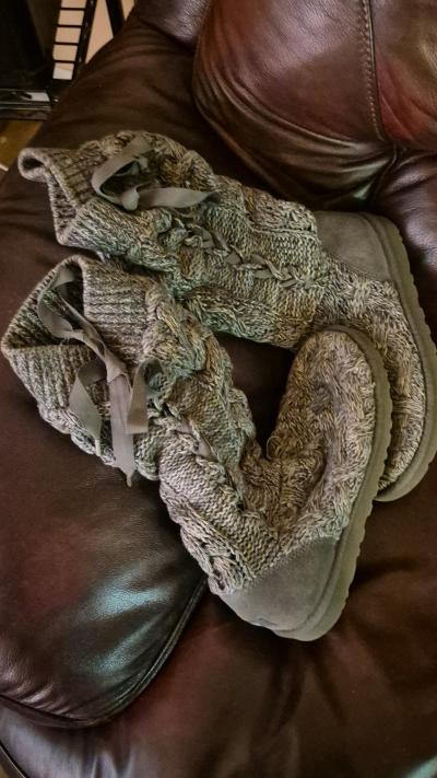 Comfy Knit Thigh High Ugg Boots - Thumbnail 2