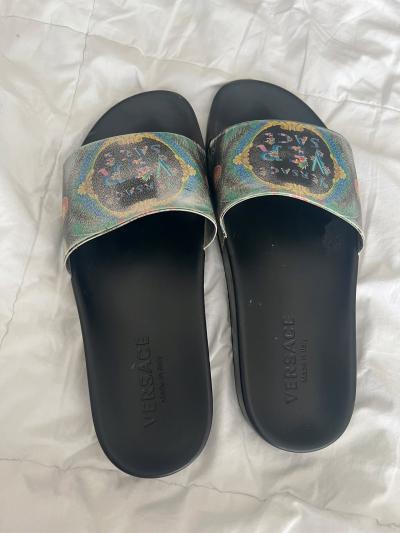 Versace Mens Slides size 9 5 shoes designer sandals slipons - Thumbnail 2