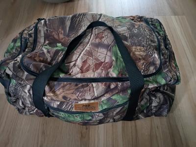 lots of hunting gear send me an offer