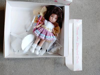 Collector Dolls - Thumbnail 3