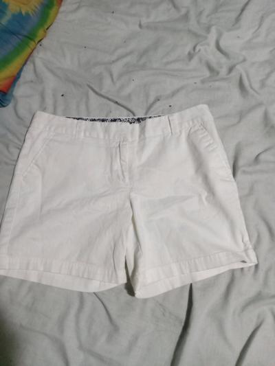 Womens white cargo shorts size 10 made by Counterparts