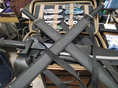 collection of folding novelty pocket knives - Thumbnail 7