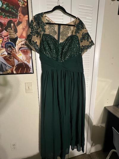 Plus Size Emerald Green Sequin Formal Dress - Thumbnail 5