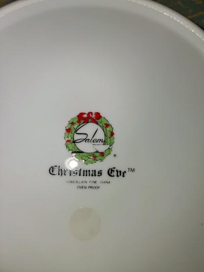 Two Sets of Fine China Dishes - Thumbnail 9