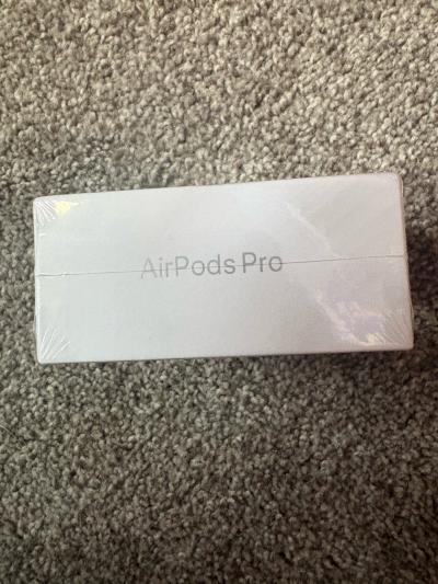 airpod pros 3 - Thumbnail 5