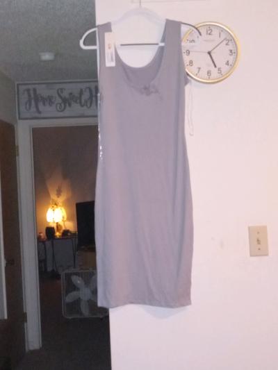 This Yelete sleeveless bodycontank dress is generally valued