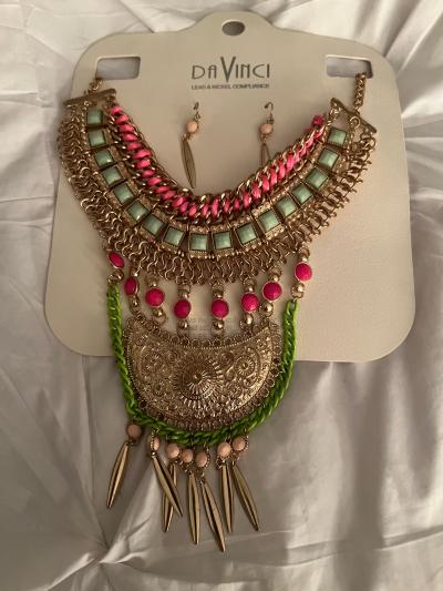 Beautiful Cleopatra costume jewelry - Thumbnail 2