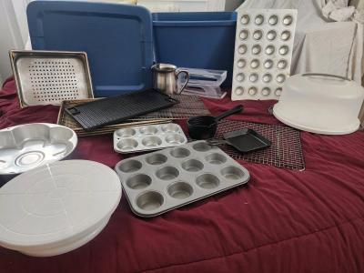 kitchen baking cast iron camping dishes