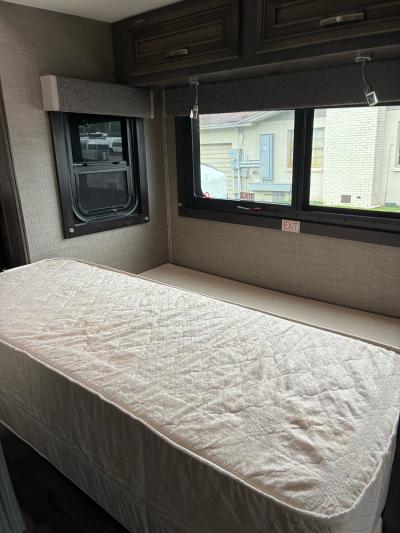 2023 Jayco Redhawk 24B - Thumbnail 7