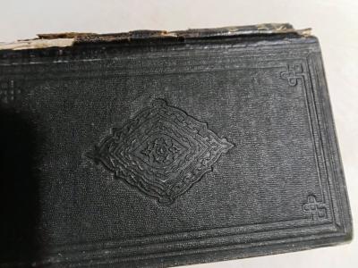 old books a couple need new binding but in really nice shape - Thumbnail 7