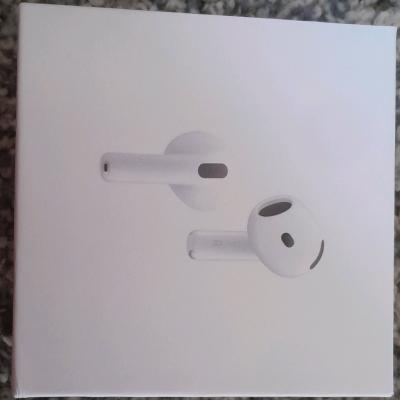 Airpods with insurance and warranty - Thumbnail 2