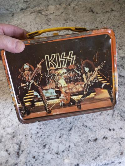 KISS 1977 Vintage Metal Lunchbox - Thumbnail 2