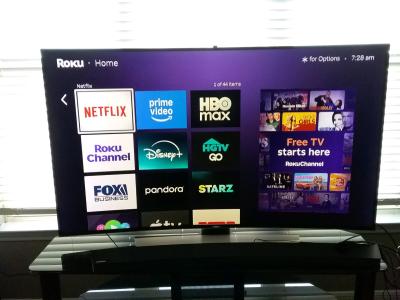 Samsung 65 Curved 4K UHD Smart TV 9000 Series Flagship Model - Thumbnail 2