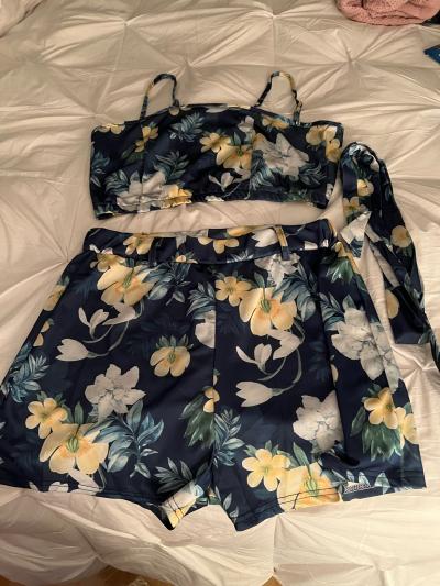 3piece outfit size lg never worn - Thumbnail 3
