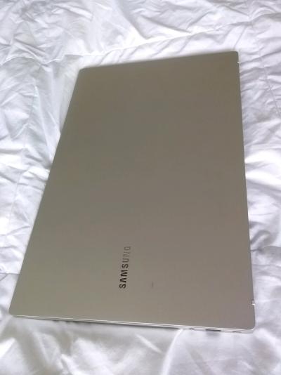Samsung Galaxy Book i7 16GB RAM 512GB SSDNVIDIA MX450 Laptop - Thumbnail 4