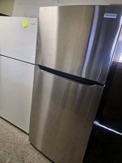 Frigidaire Top And Bottom Refrigerator Apartment Size