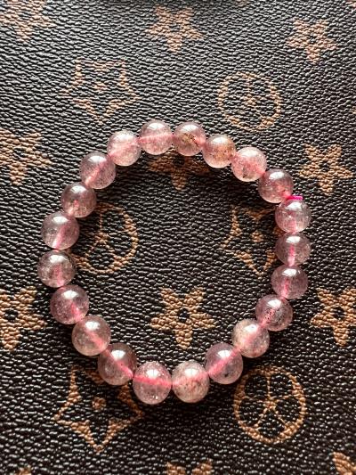 8mm Starlight Strawberry Quartz Bracelet Natural Light Shot - Thumbnail 2