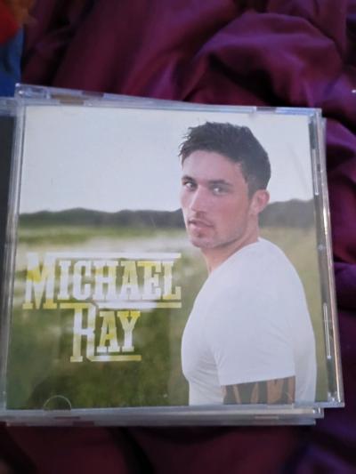 this is Michael Ray CD