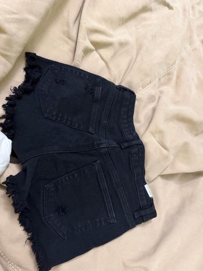 almost famous shorts size 5 black holes in the shorts - Thumbnail 2